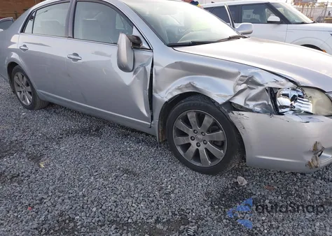 2007 Toyota Avalon Xls z USA, uszkodzony, nr VIN 4T1BK36B07U174503